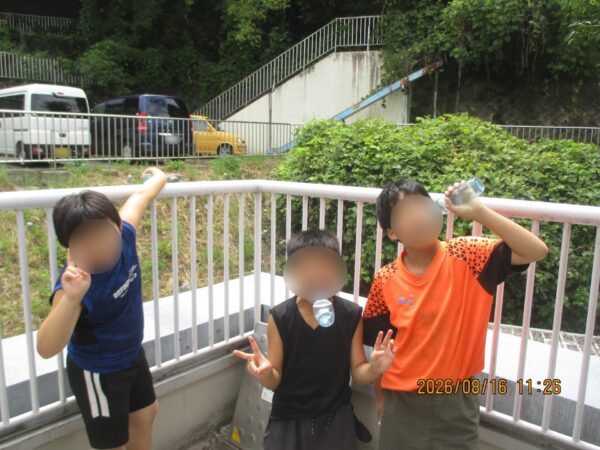 いぶきフロア　小学生でお泊り会をしました